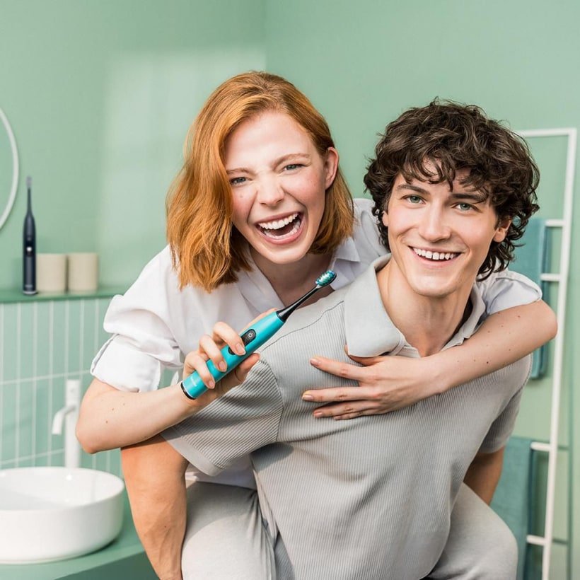 sc50oceanbreeze-web-main-image-de-v01-beurer.jpg Beurer SC 50 Ocean Breeze Electric Toothbrush - الصورة 1