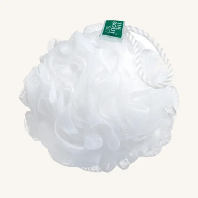 WHITE MESH BATH SPONGE